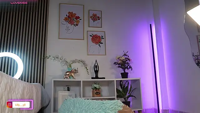 LillyDolls23 online show from March 26, 1:28 pm