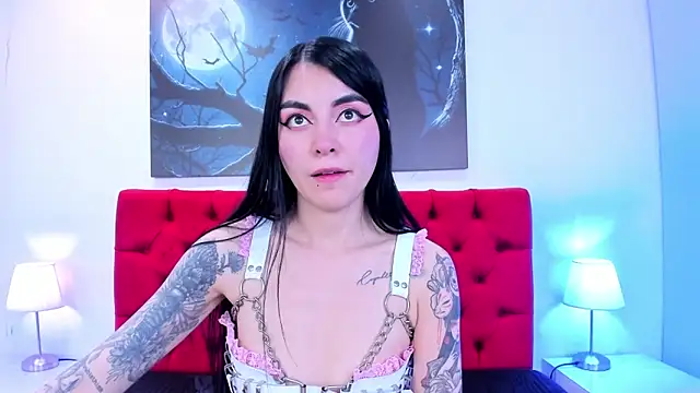 Teresa Moon  online show from January 29, 7:43 pm