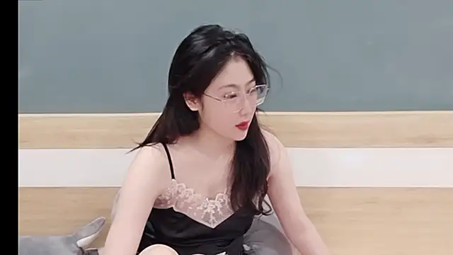 Snapshot of Chuppa_Chup chatting on January 1, 12:11 am Chuppa Chup online show from January 1, 12:11 am