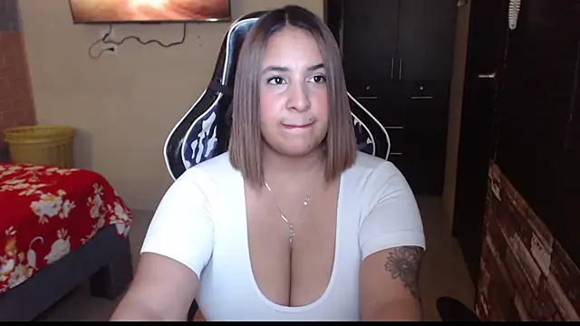 KathyHardcore69 online show from April 18, 2:04 am