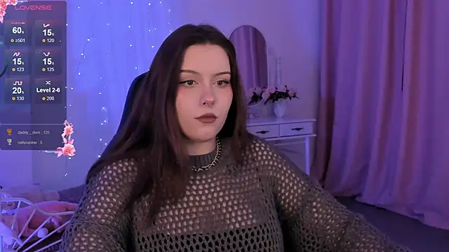 CoralineKeyns online show from February 11, 8:37 am