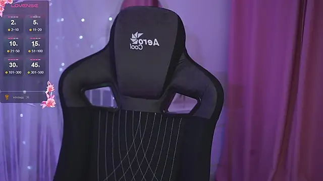 CoralineKeyns online show from March 19, 8:55 am