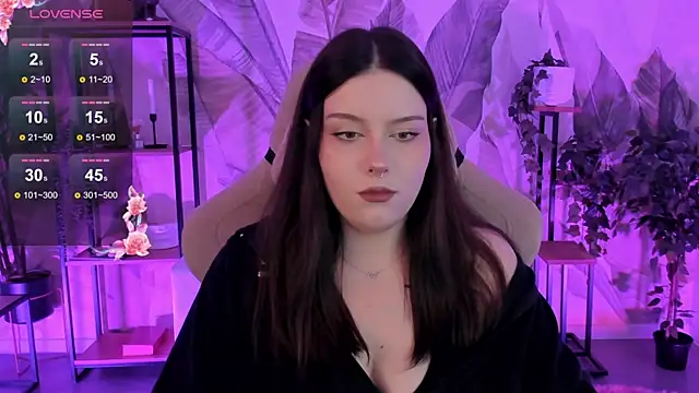 CoralineKeyns online show from September 14, 5:39 am