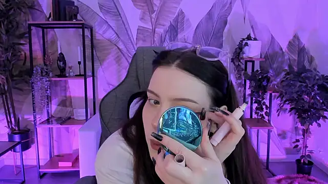 CoralineKeyns online show from October 21, 5:19 am