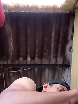 Snapshot of dantero chatting on January 4, 4:43 pm dantero online show from January 4, 4:43 pm