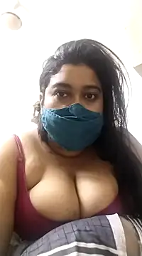 indianlisa5 online show from March 1, 6:00 pm