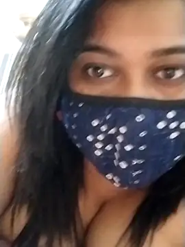 indianlisa5 online show from February 11, 7:19 pm