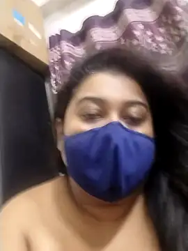 indianlisa5 online show from April 16, 10:23 pm