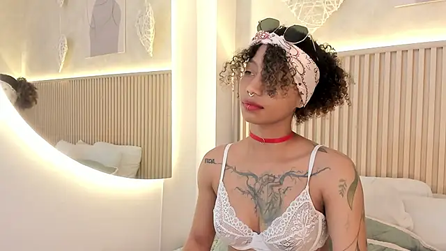 daiana curly online show from March 24, 7:52 pm