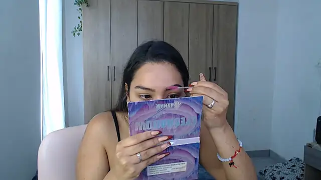 fairylatin222 online show from February 20, 3:19 pm