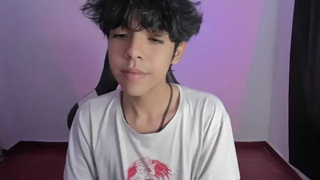 Snapshot of Alan26_ chatting on January 11, 2:58 pm Alan26 online show from January 11, 2:58 pm