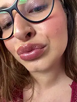 adara lennox online show from April 6, 8:54 pm