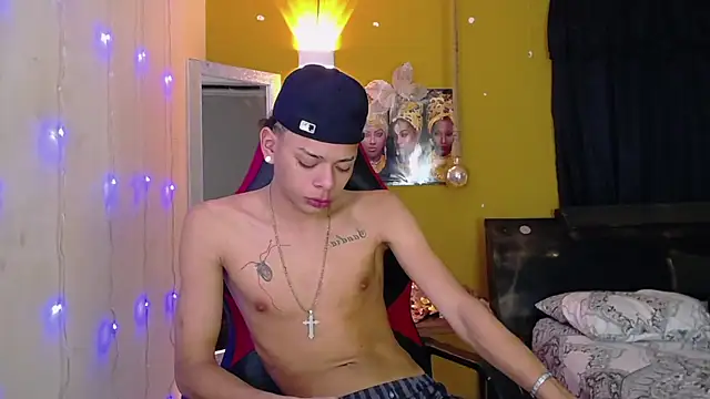 Snapshot of Harry_jhonsson chatting on January 22, 5:48 am Harry jhonsson online show from January 22, 5:48 am