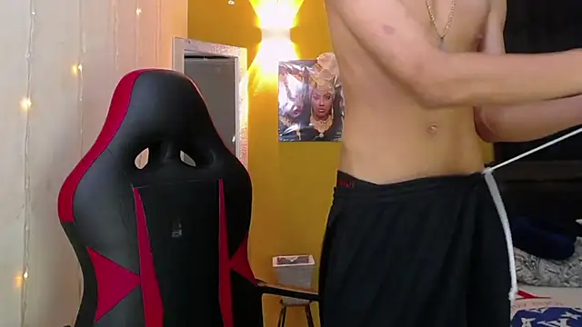 Snapshot of Harry_jhonsson chatting on February 3, 7:07 am Harry jhonsson online show from February 3, 7:07 am