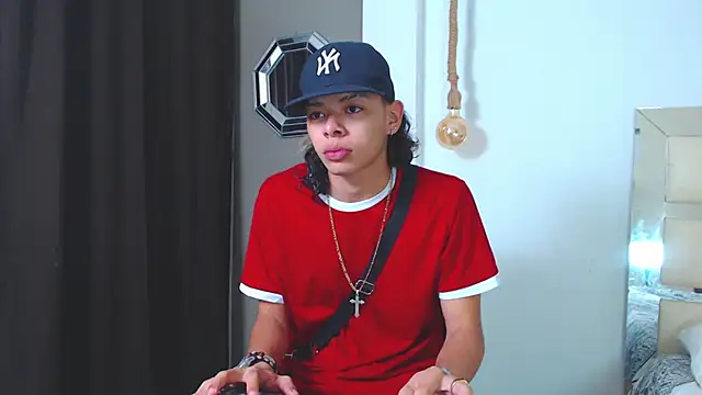 Snapshot of Harry_jhonsson chatting on March 6, 4:30 am Harry jhonsson online show from March 6, 4:30 am