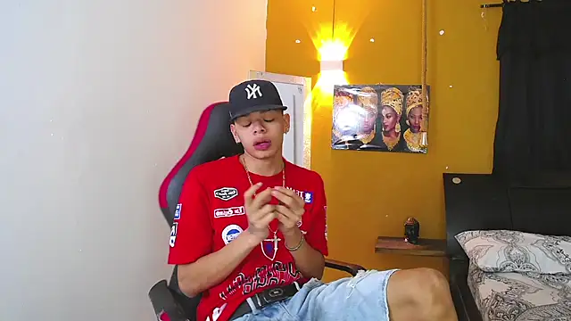 Snapshot of Harry_jhonsson chatting on March 11, 2:54 am Harry jhonsson online show from March 11, 2:54 am