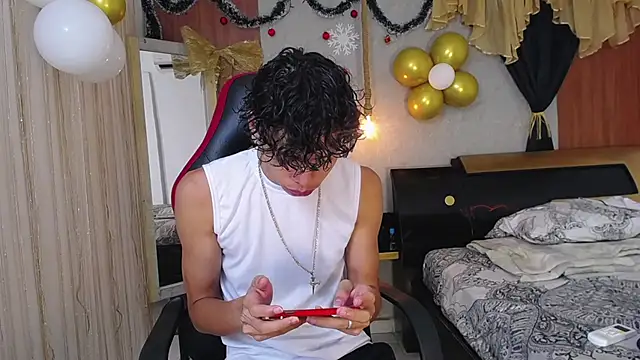 Snapshot of Harry_jhonsson chatting on November 12, 10:41 pm Harry jhonsson online show from November 12, 10:41 pm