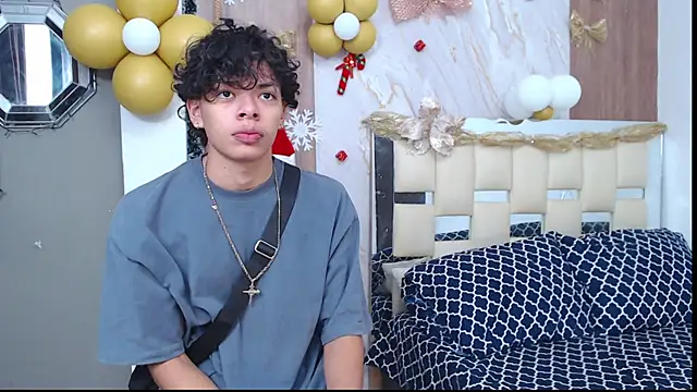 Snapshot of Harry_jhonsson chatting on November 25, 5:40 am Harry jhonsson online show from November 25, 5:40 am