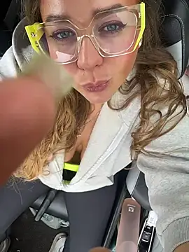 AurorHarris online show from June 17, 6:16 am