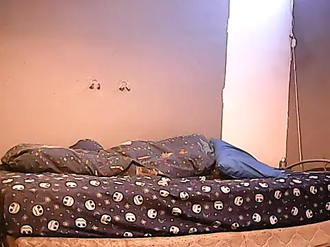 twinkerbell344 online show from December 21, 9:33 pm