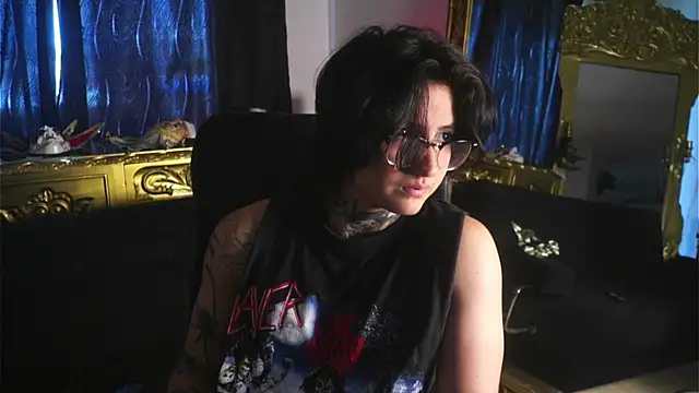 dantecoppolaa  online show from January 10, 5:45 pm