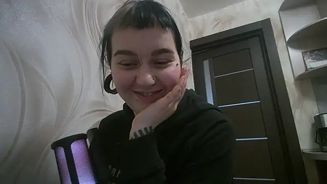 MoorderxDoll online show from December 23, 10:55 pm