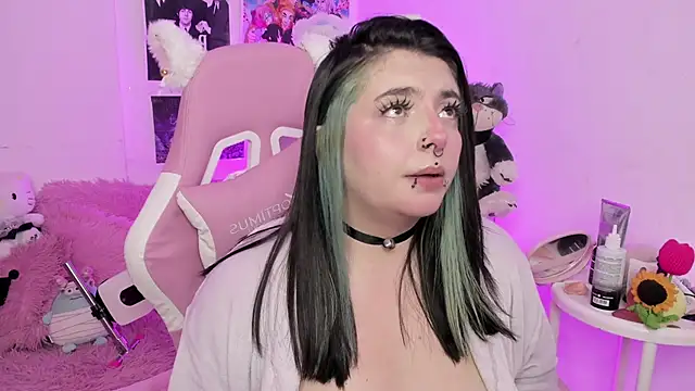 Sachi Meow online show from December 17, 5:41 pm