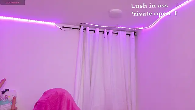 Sachi Meow online show from May 27, 1:57 am