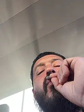Snapshot of Bigdickmexican03 chatting on July 3, 1:39 pm Bigdickmexican03 online show from July 3, 1:39 pm