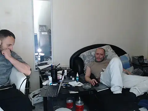 Terizizz online show from April 21, 1:42 am