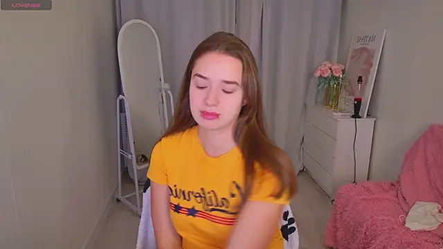 LovelyJessie online show from January 10, 1:46 pm