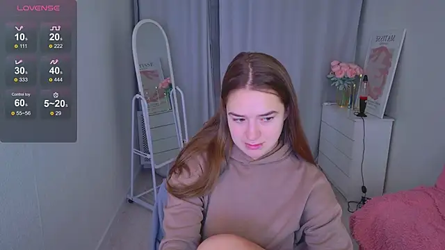 LovelyJessie online show from January 14, 1:39 pm