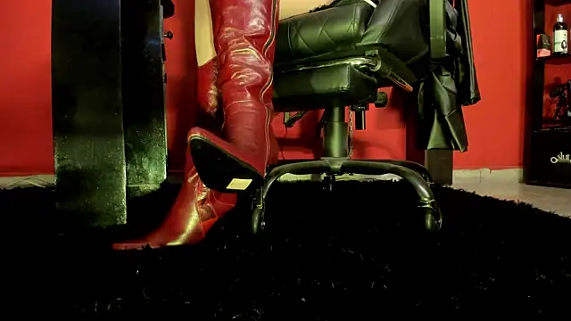 Julieta Wall  online show from January 16, 1:48 am