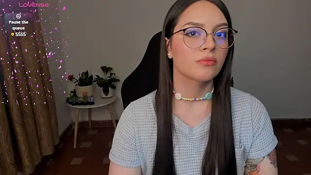 anaveleeez online show from January 10, 5:26 am