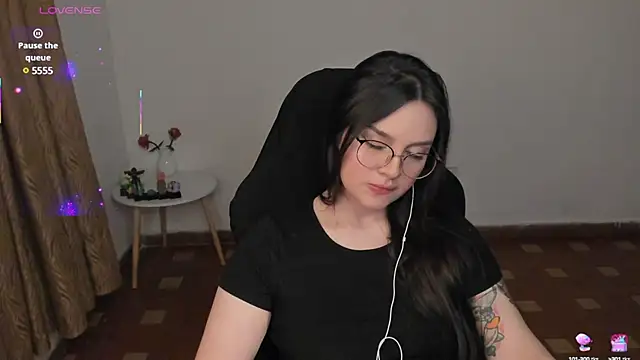 anaveleeez online show from March 1, 4:37 am