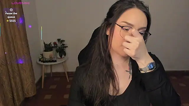 anaveleeez online show from March 6, 12:10 am