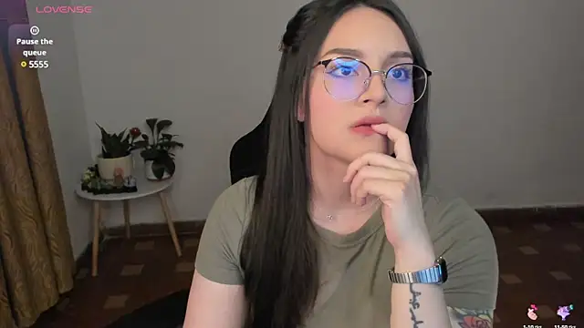 anaveleeez online show from March 8, 2:34 am