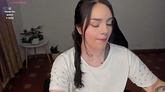 anaveleeez online show from March 20, 12:51 am