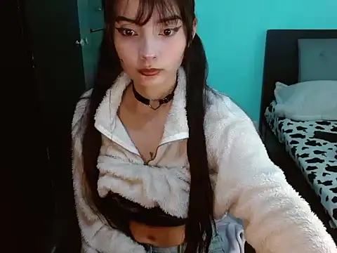 Snapshot of _annie_rosse chatting on March 6, 7:21 pm  annie rosse online show from March 6, 7:21 pm