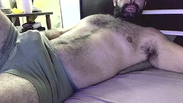 Snapshot of machoathome chatting on January 25, 4:23 am machoathome online show from January 25, 4:23 am