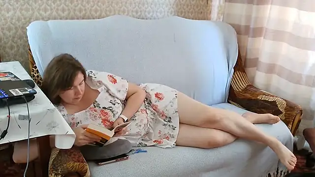 Snapshot of franceska_blue chatting on July 20, 10:39 am franceska blue online show from July 20, 10:39 am