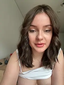 Snapshot of MaribelRiver chatting on October 6, 3:20 pm MaribelRiver online show from October 6, 3:20 pm