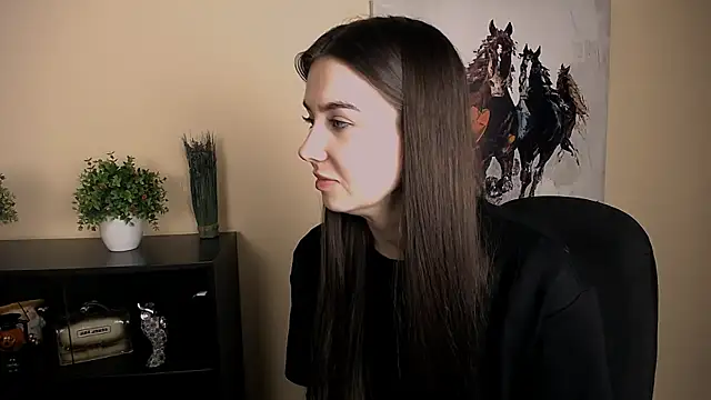 Lili magic online show from December 16, 9:58 am