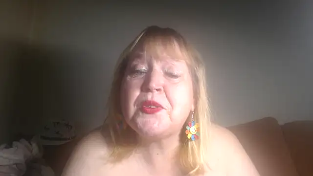 Snapshot of Blasflittchen chatting on January 29, 7:00 pm Blasflittchen online show from January 29, 7:00 pm