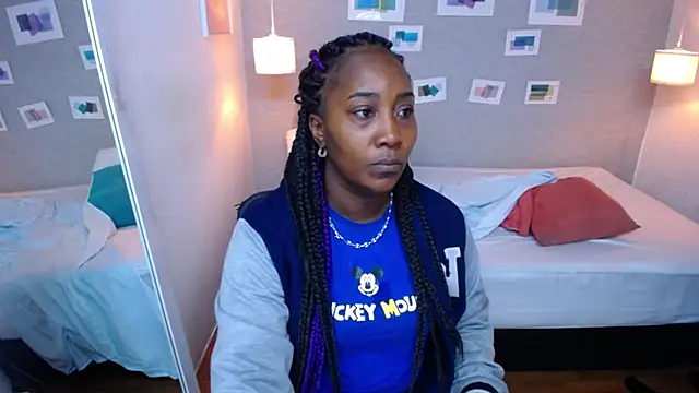 kiara evanss online show from February 15, 2:11 pm