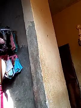 pretty amaal online show from March 11, 2:18 pm