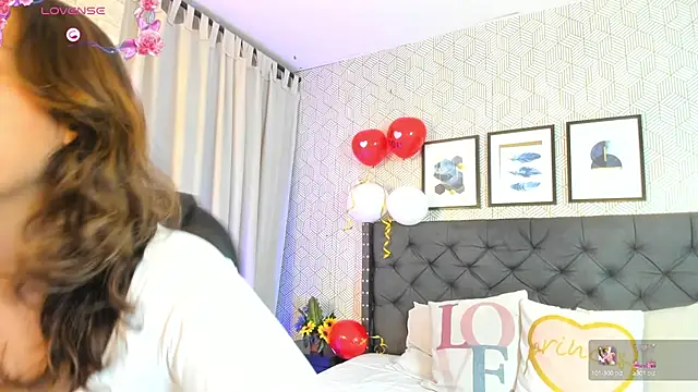 emma  smith1 online show from February 17, 12:27 pm