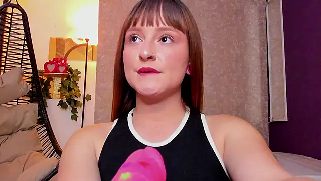 Snapshot of HalaanaTendeer chatting on February 20, 3:41 pm HalaanaTendeer online show from February 20, 3:41 pm