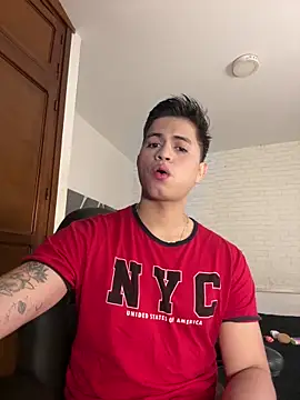 Snapshot of Niicky1_ chatting on December 5, 1:31 pm Niicky1 online show from December 5, 1:31 pm