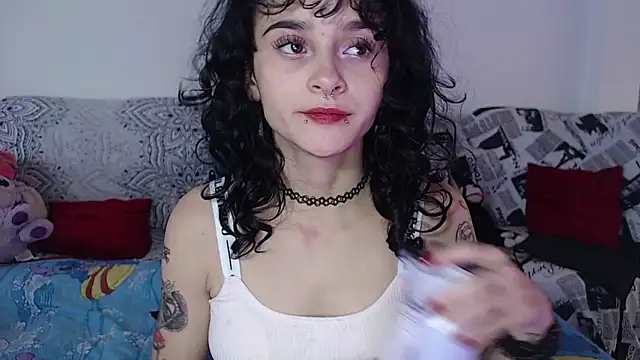 kitty22  online show from January 13, 2:11 pm